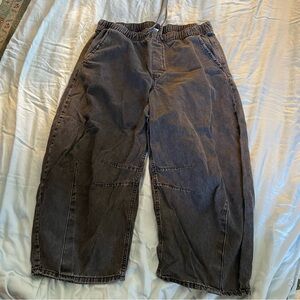 Old Navy Pull-On Barrel Jeans